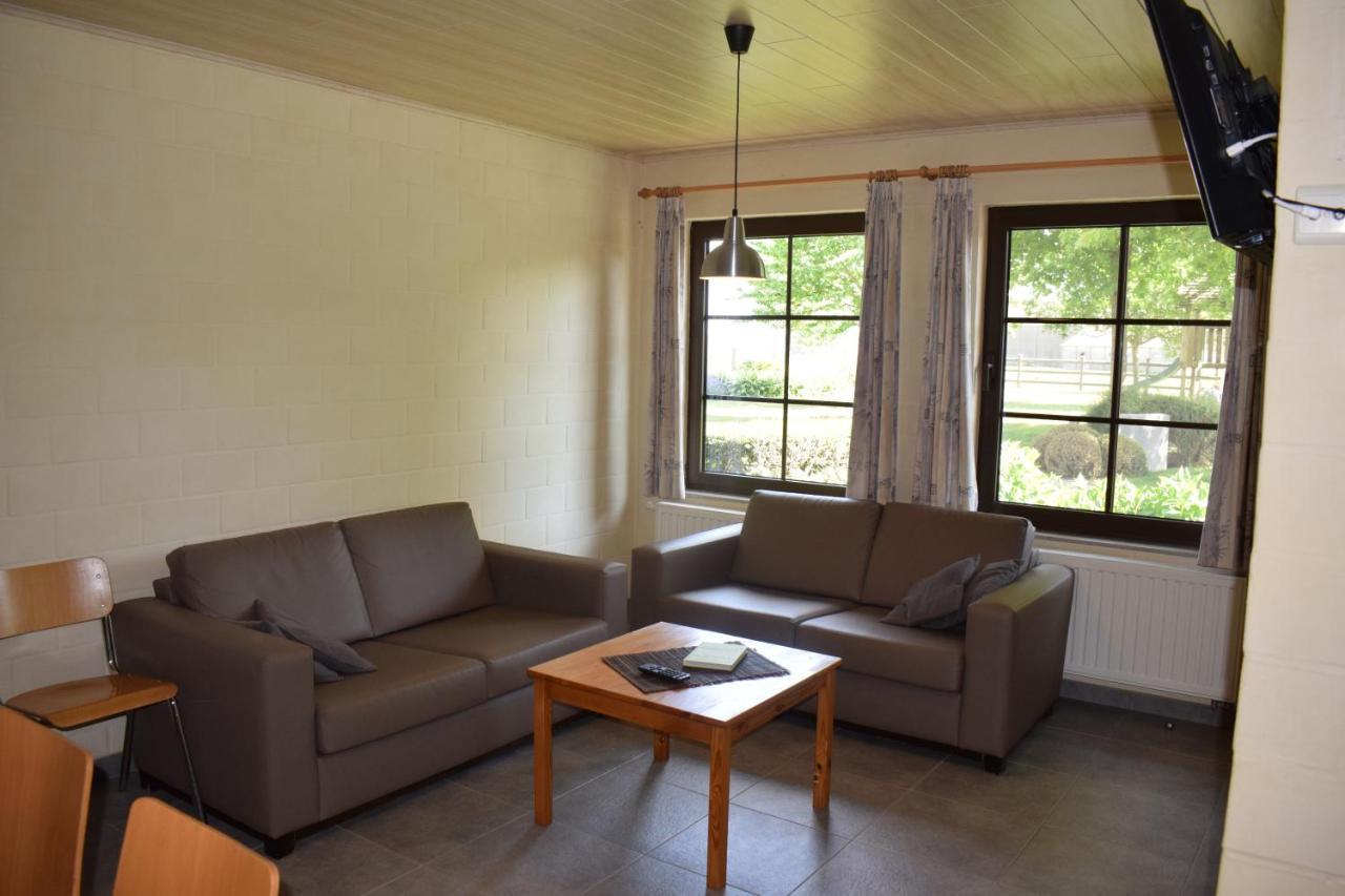 De Meiboom Vakantiehoeve Tot 21 Pers Langemark Εξωτερικό φωτογραφία